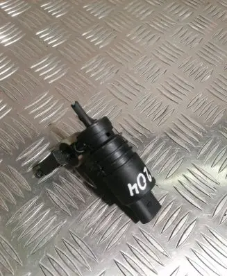 Mercedes-Benz C W204 Windscreen/windshield washer pump 2048660221