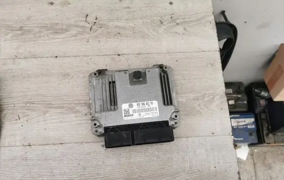 Volkswagen PASSAT B6 Engine control unit/module 03G906021MS