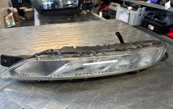 Citroen C4 II Picasso Headlight/headlamp 9676036380