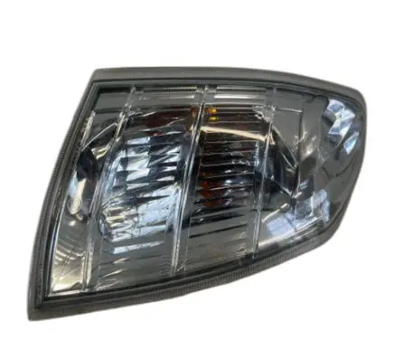 Nissan X-Trail T30 Front indicator light 18A653B WY21W