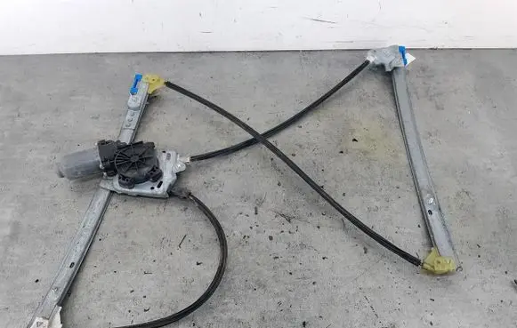 Renault Laguna II Front door window regulator with motor 