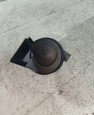 Volvo S40, V40 Horn signal A28657625