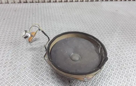 Toyota Hilux (N80, N90, N100, N110) Front door speaker 8616035090