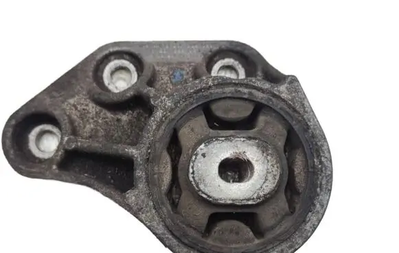 Audi A6 S6 C6 4F Rear differential mounting bracket 8E0599125Q 8E0599125P