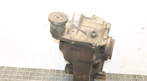 BMW X3 E83 Rear differential 4555420