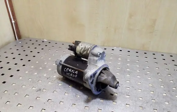Toyota Corolla Verso E121 Starter motor