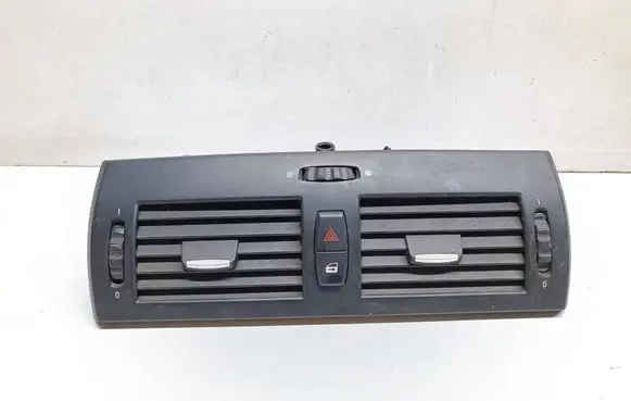 BMW X3 E83 Dash center air vent grill 3415965