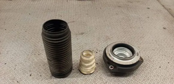 Volkswagen PASSAT B6 Front upper strut mount 