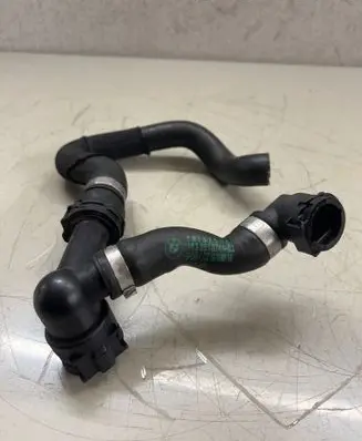 BMW 1 F20 F21 Engine coolant pipe/hose 8518749