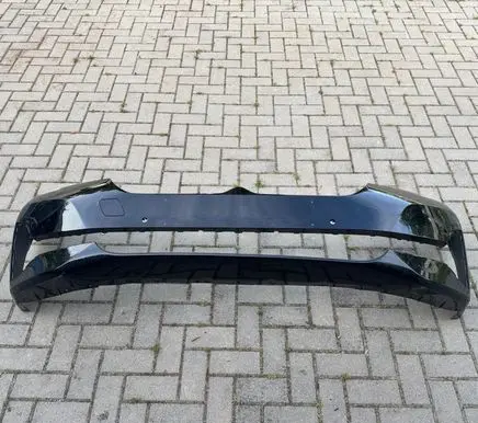 BMW 5 G30 G31 Front bumper 9464207 72758411 51119464207