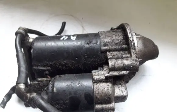 Audi A4 S4 B7 8E 8H Starter motor