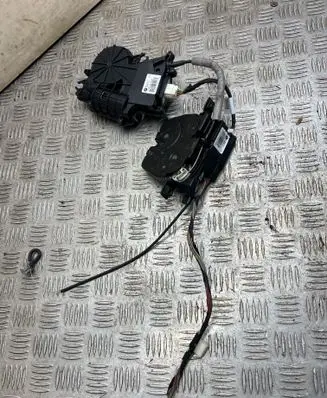 BMW 5 GT F07 Tailgate/trunk/boot lock/catch/latch 912935105 16367210 51247269544