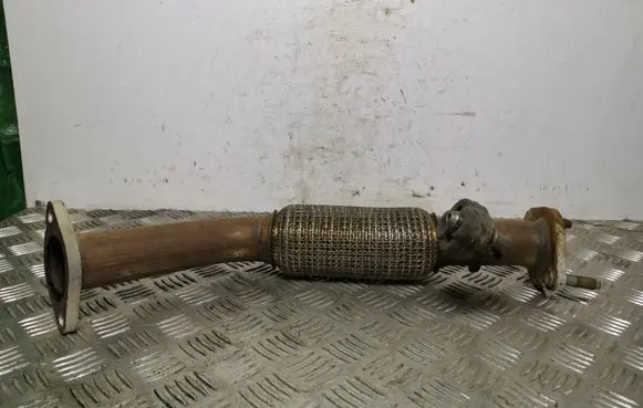 KIA Stonic Muffler pipe connector clamp 