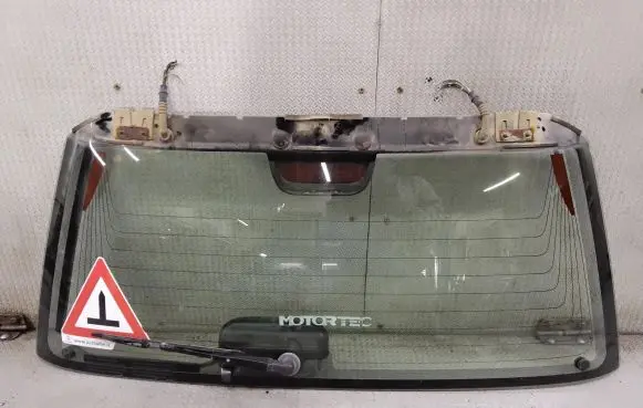 Honda CR-V Opening tailgate glass 