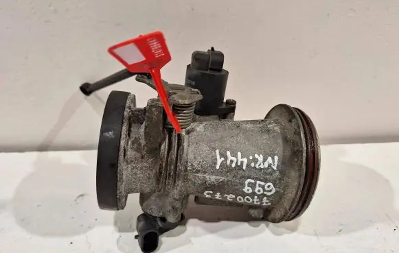 Dacia Logan I Throttle valve 7700273699