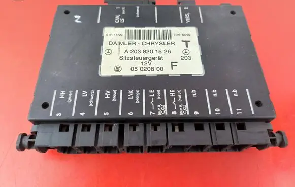 Mercedes-Benz C W203 Seat control module A2038201526