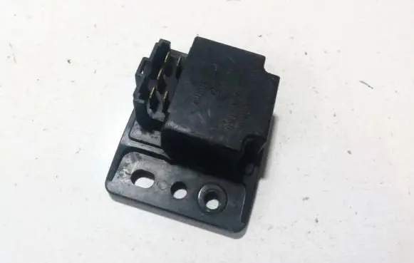 Mitsubishi Pajero Other relay ma809932