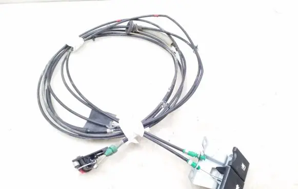 Nissan Qashqai Tailgate interior release/open handle 