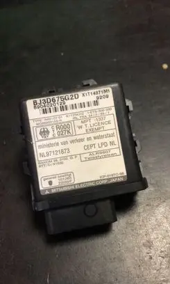 Mazda 323 F Other control units/modules Bj3d675g2d x1t14371m1