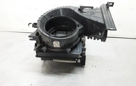 Mitsubishi Grandis Interior heater climate box assembly 