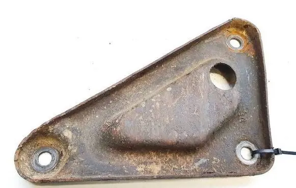 Opel Vectra B Engine mounting bracket 