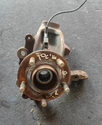 Ford Focus Front wheel hub