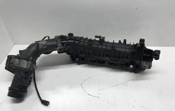 BMW 5 F10 F11 Intake manifold 7810765
