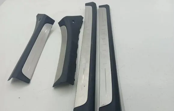 Infiniti FX sill trim set (inner) 