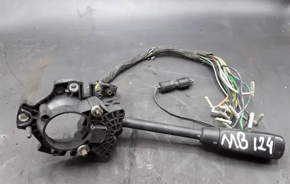 Mercedes-Benz E W124 Wiper control stalk 1245400745