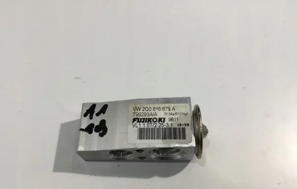Air conditioning (A/C) expansion valve