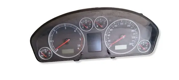 Volkswagen Sharan Speedometer (instrument cluster) 7M3920840G