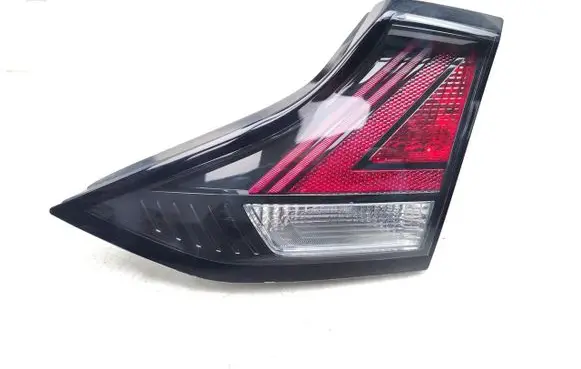 Hyundai Ioniq Tailgate rear/tail lights 92404G2200
