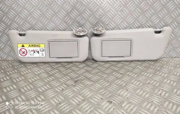 Toyota Yaris Sun visor