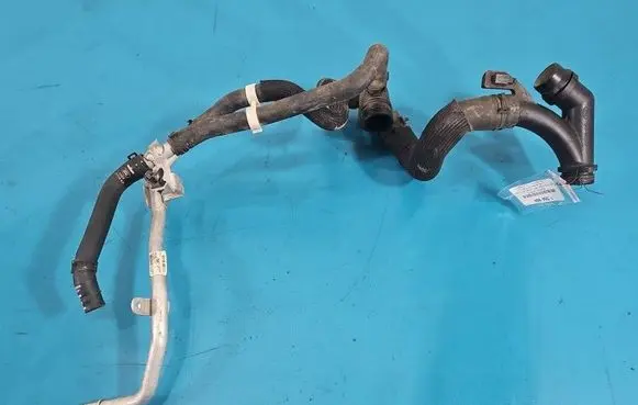 Land Rover Evoque I Engine coolant pipe/hose G4D318B402BB IMPRK1556999