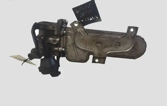 Volkswagen Golf V EGR valve cooler 038131513D