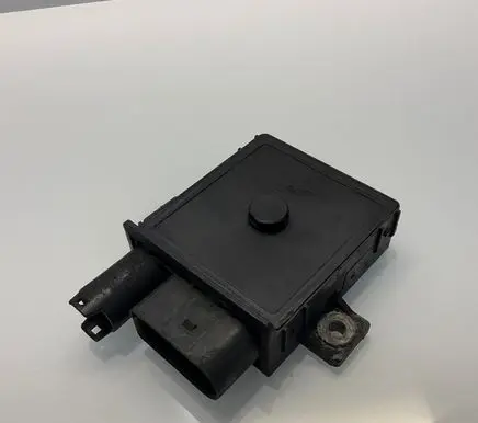 Mercedes-Benz E W211 Glow plug pre-heat relay A6421530379 6421530379