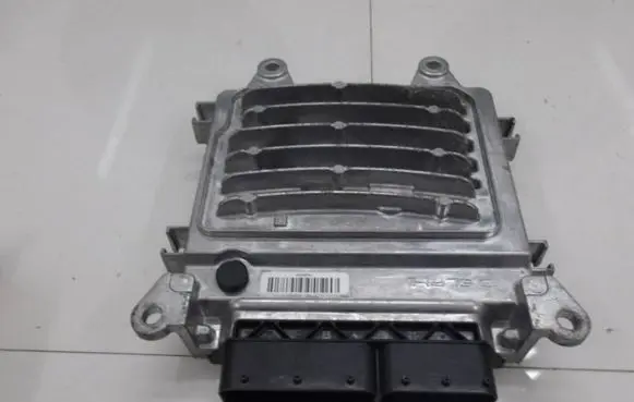 Mercedes-Benz C W204 Engine control unit/module A6519005301