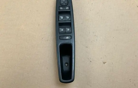 Renault Megane III Electric window control switch 809610016R