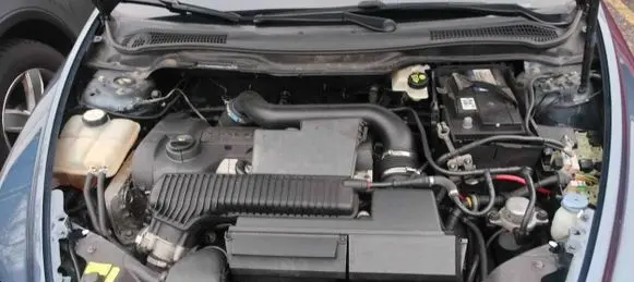 Volvo V50 Engine B5244T