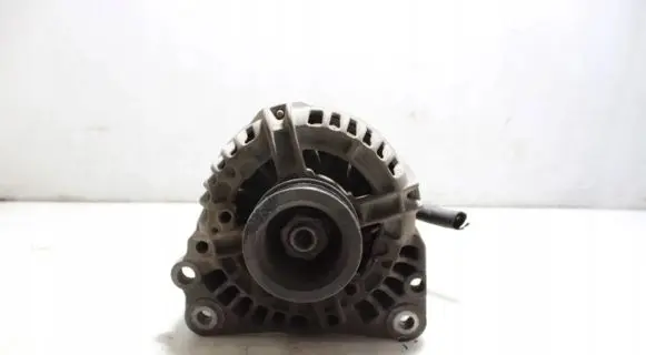 Volkswagen Golf IV Generator/alternator 037903025L