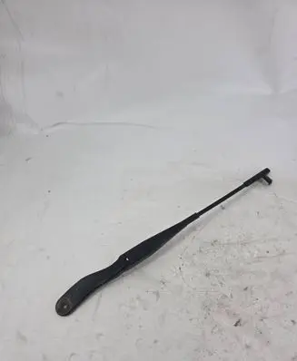 Volvo V50 Front wiper blade arm 8620200