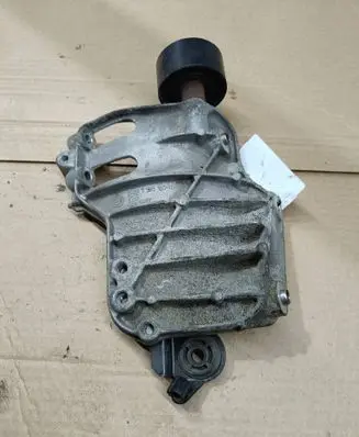 BMW X3 F25 A/C compressor mount bracket 7585167