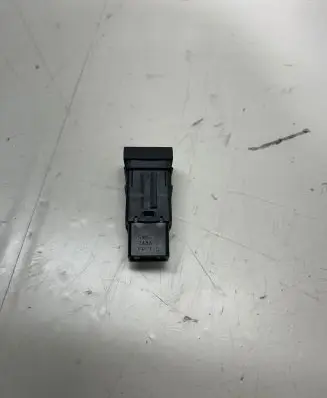 Lexus NX Tailgate/boot open switch button 19910