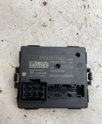 Volkswagen Golf VIII Gateway control module 5WA907530J