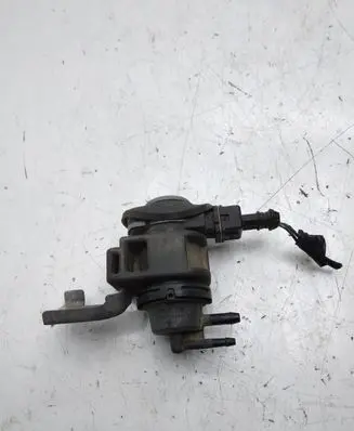 Nissan Qashqai Turbo solenoid valve 8200575400