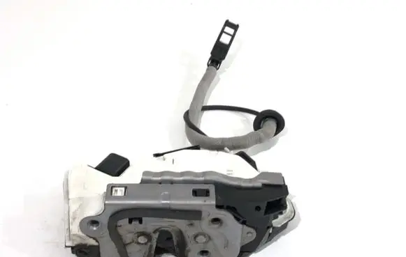 Volkswagen Transporter - Caravelle T6 Front door lock 7L1837016B