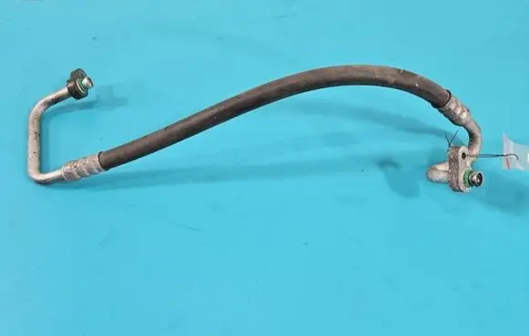 Hyundai ix35 Air conditioning (A/C) pipe/hose 97762-2Y500 IMPRK1417904