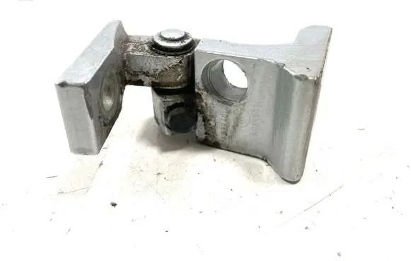 Audi A3 S3 A3 Sportback 8P Rear door upper hinge 8P4833401A A046533