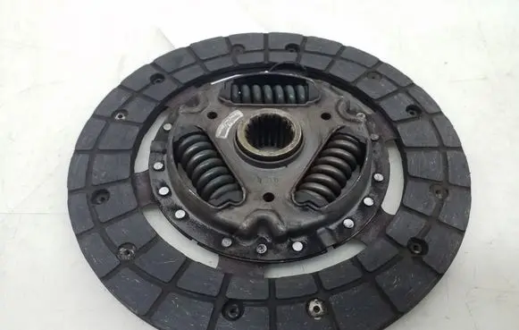 Toyota Yaris Clutch pressure plate 3125052010