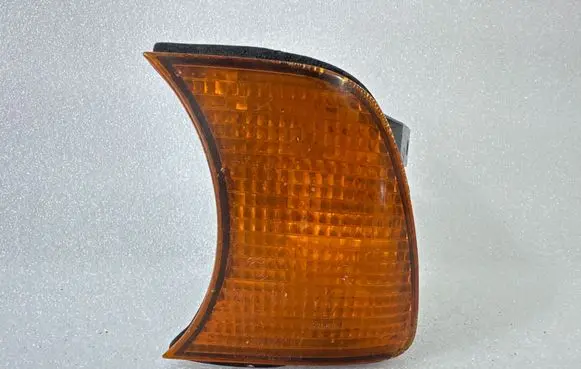 BMW 3 E36 Front indicator light 155243 1384033 155041